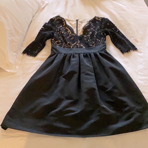 Eliza J Lace and Faille Flare Dress - Picture 4 of 4